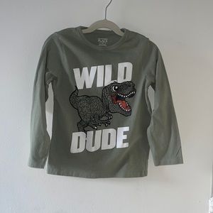 The Children’s Place green “Wild Dude” dinosaur long sleeve t-shirt (size: 5T)